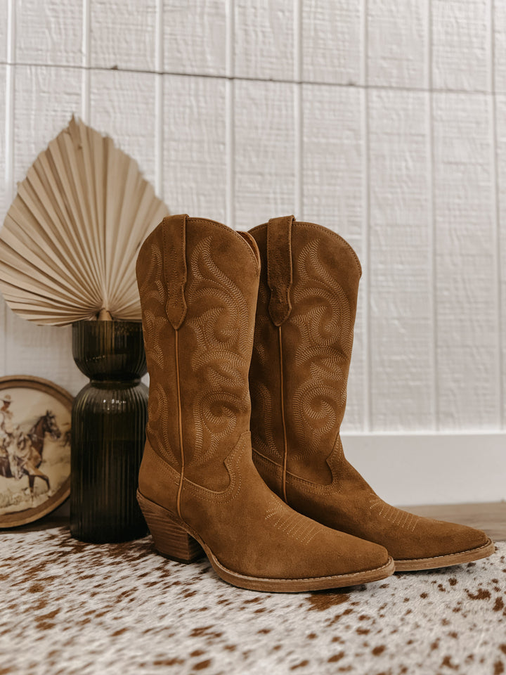 Buck & Brana Tessa Boot: Camel
