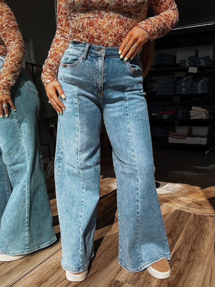 Southern Blend Wide Leg Jeans
