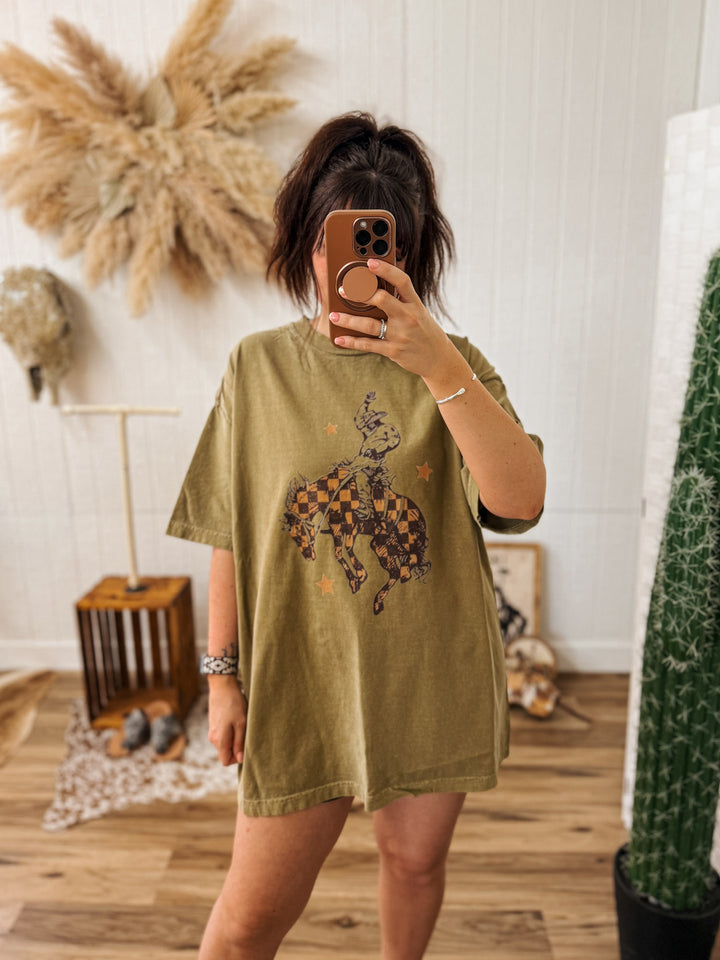 Buck-Around Tee