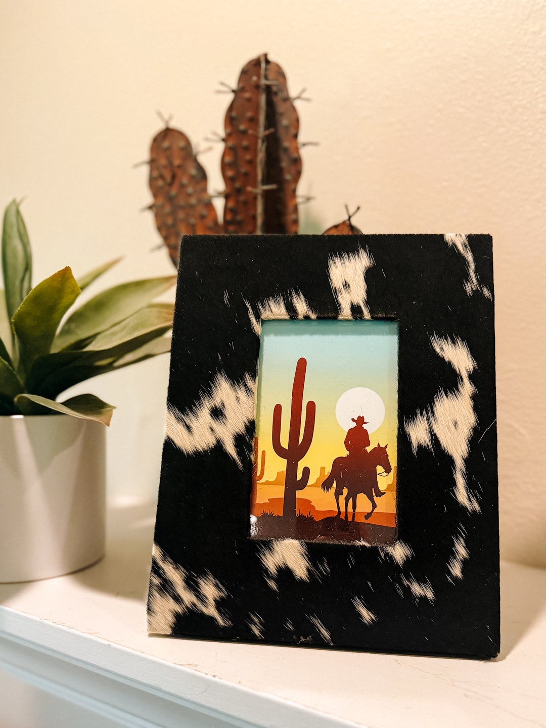Cowhide Picture Frame: Black