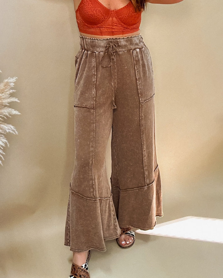 Feelin' Comfy Pant: Cocoa