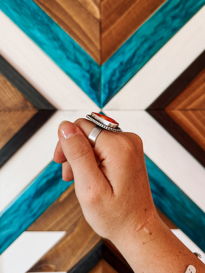 Antionette Spiny Oyster Adjustable Ring