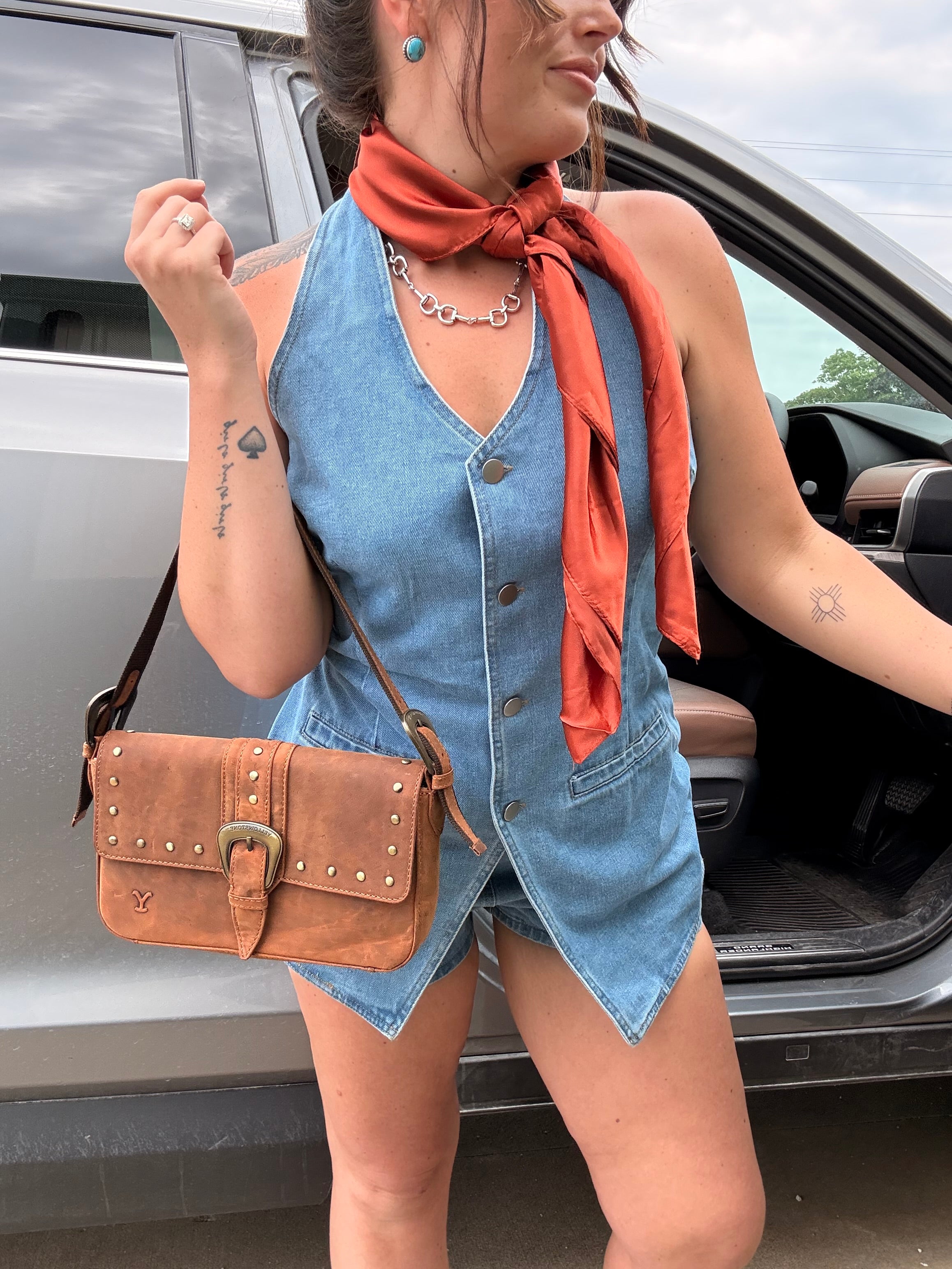 Denim & Pants – Desert Down