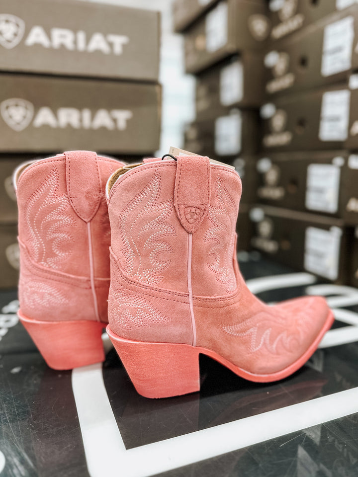 Ariat: Chandler Boot Suede Pink