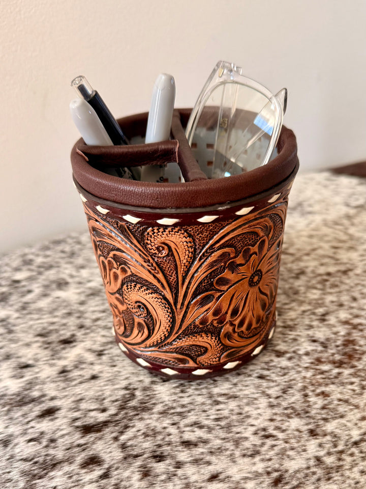 Tooled Pen/Brush Holder: Circle