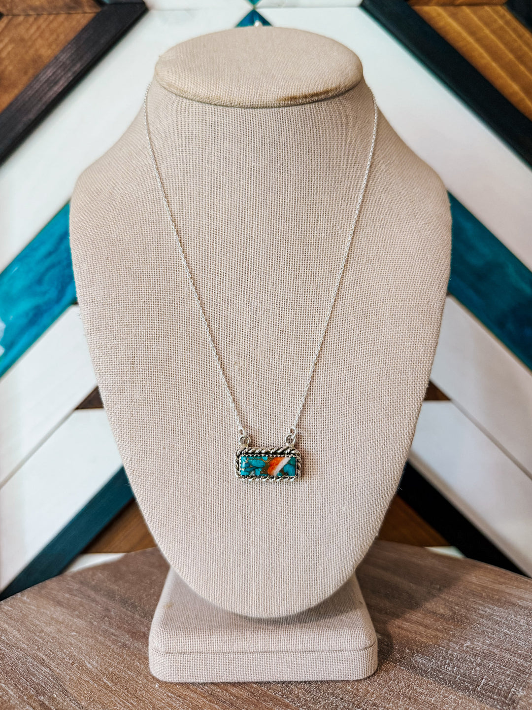 Rope Frame Spiny Oyster Bar Necklace