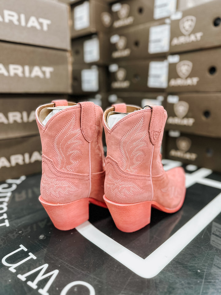 Ariat: Chandler Boot Suede Pink