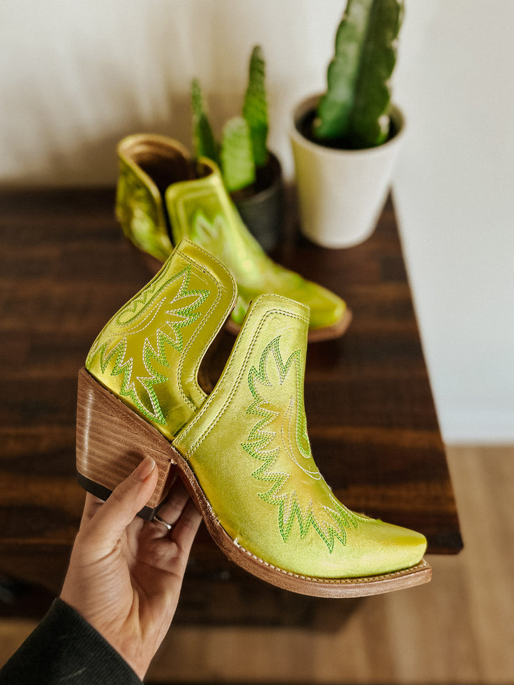 Ariat: Dixon Booties: Electric Green