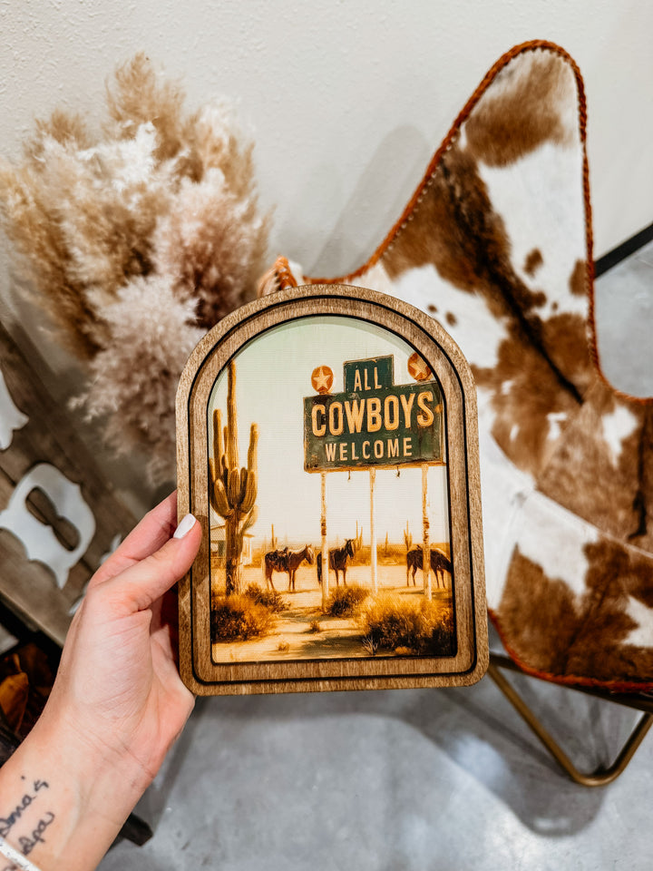 Cowboys Welcome Arch Art