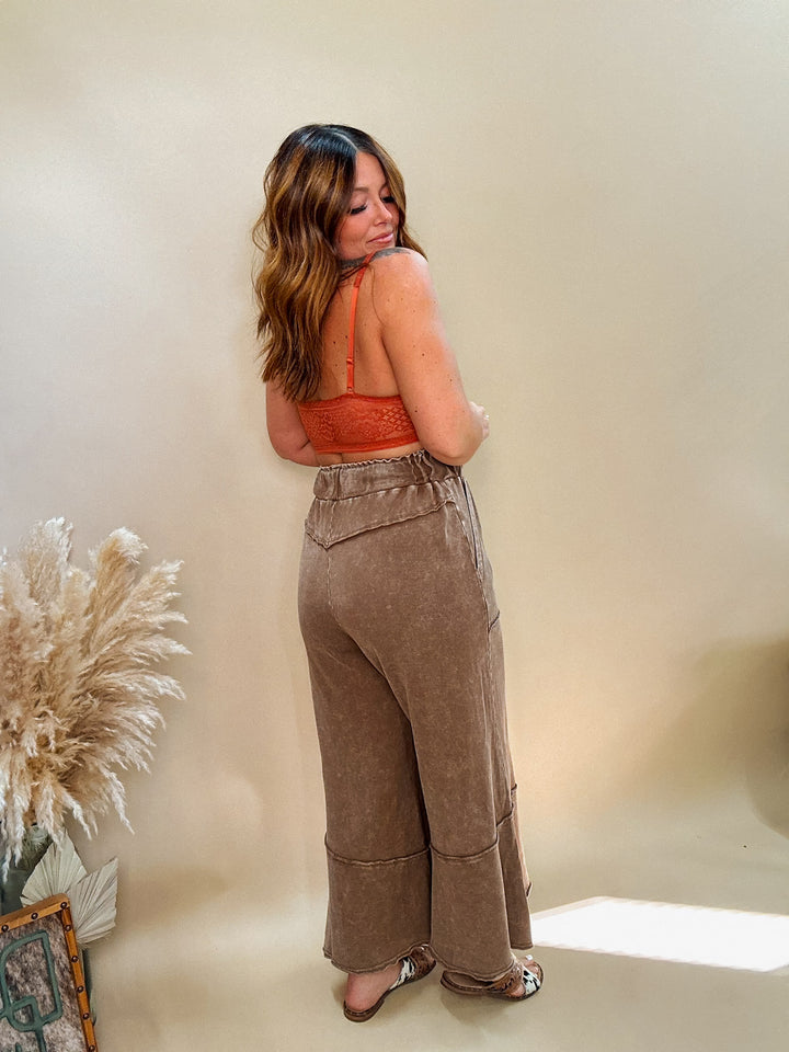 Feelin' Comfy Pant: Cocoa