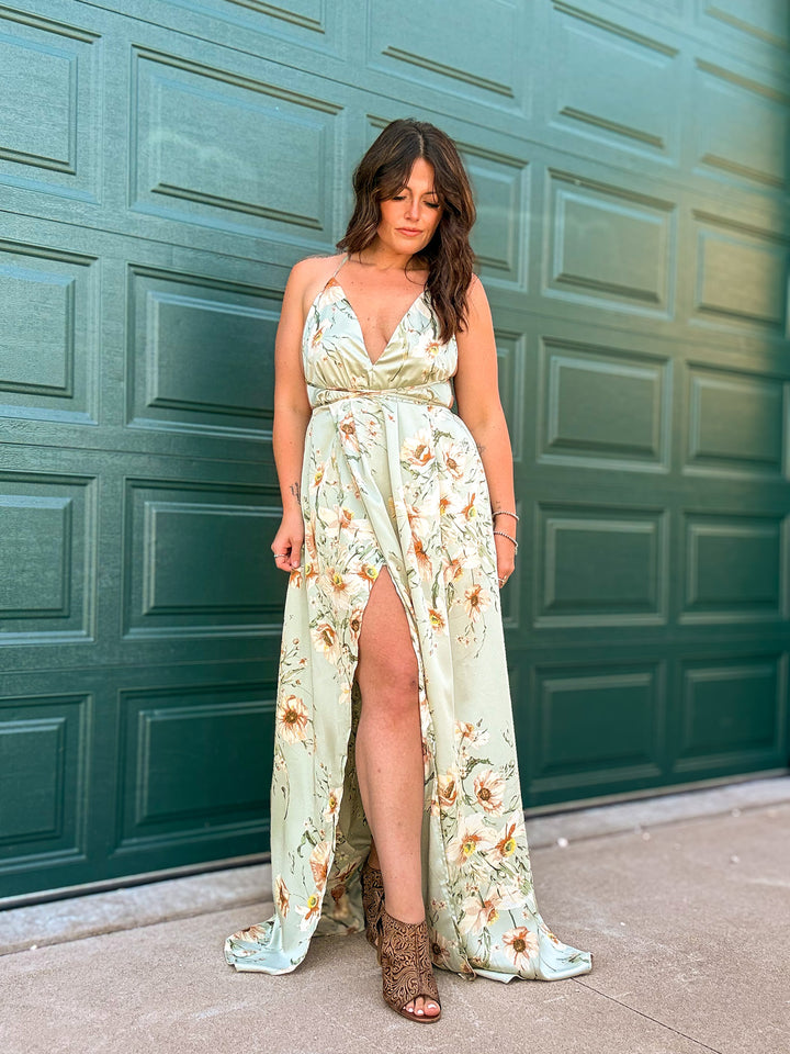 Sedona Backless Halter Maxi Dress: Sage