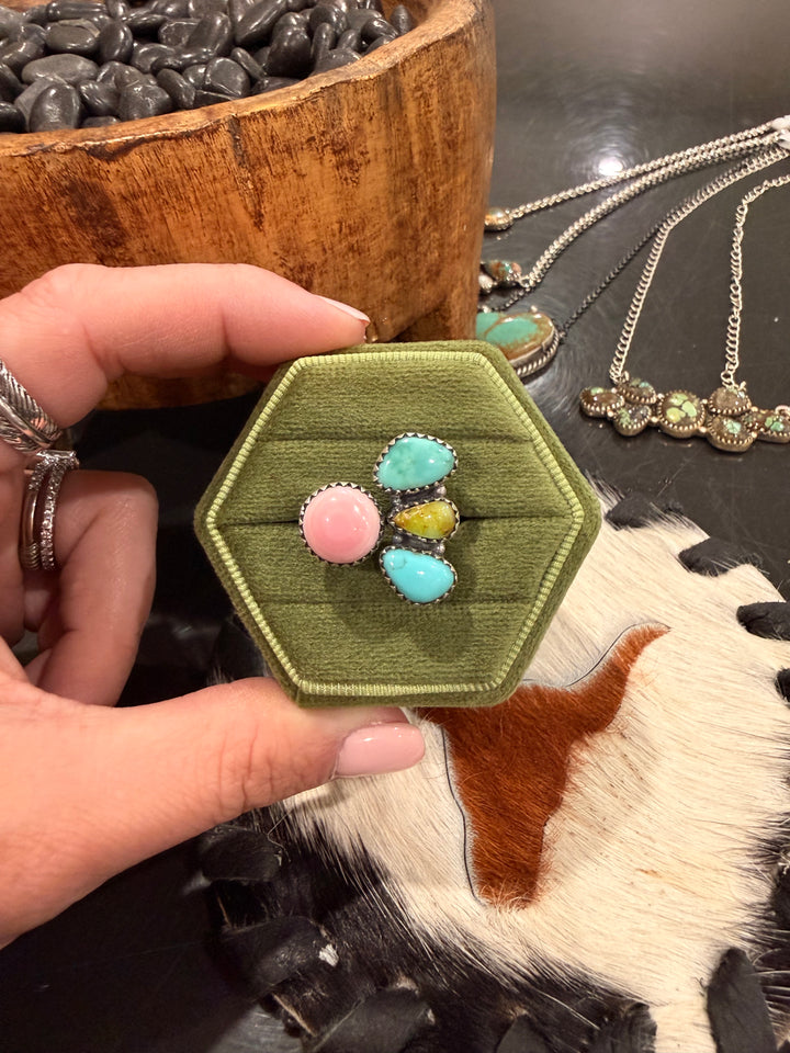 Multi Stone Pink Conch Adjustable Ring