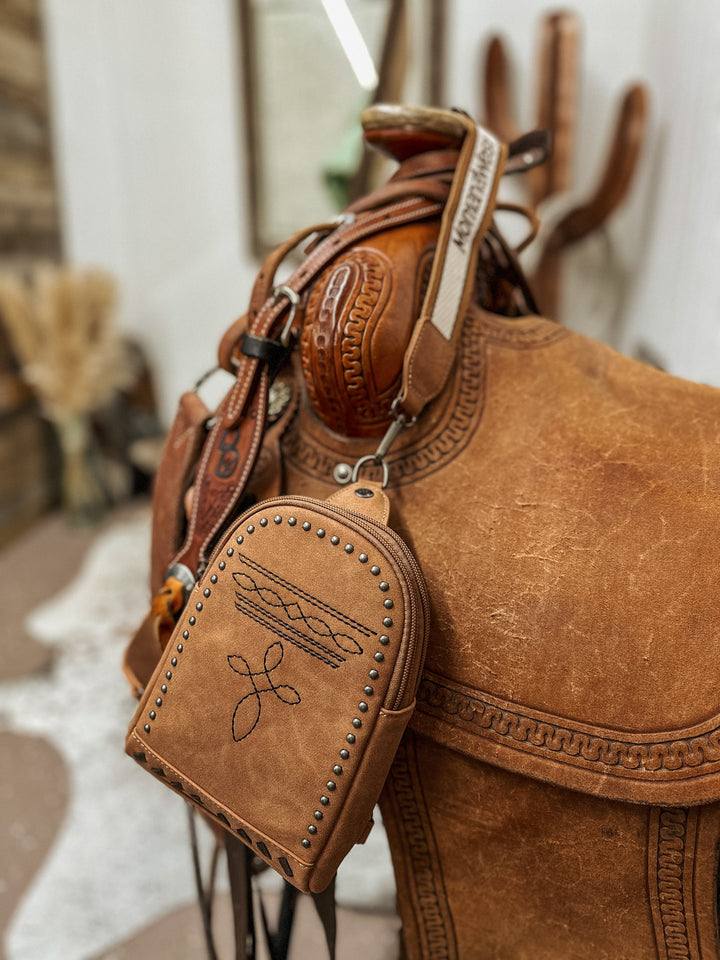 Montana Boot Stitch Sling Bag: Chestnut