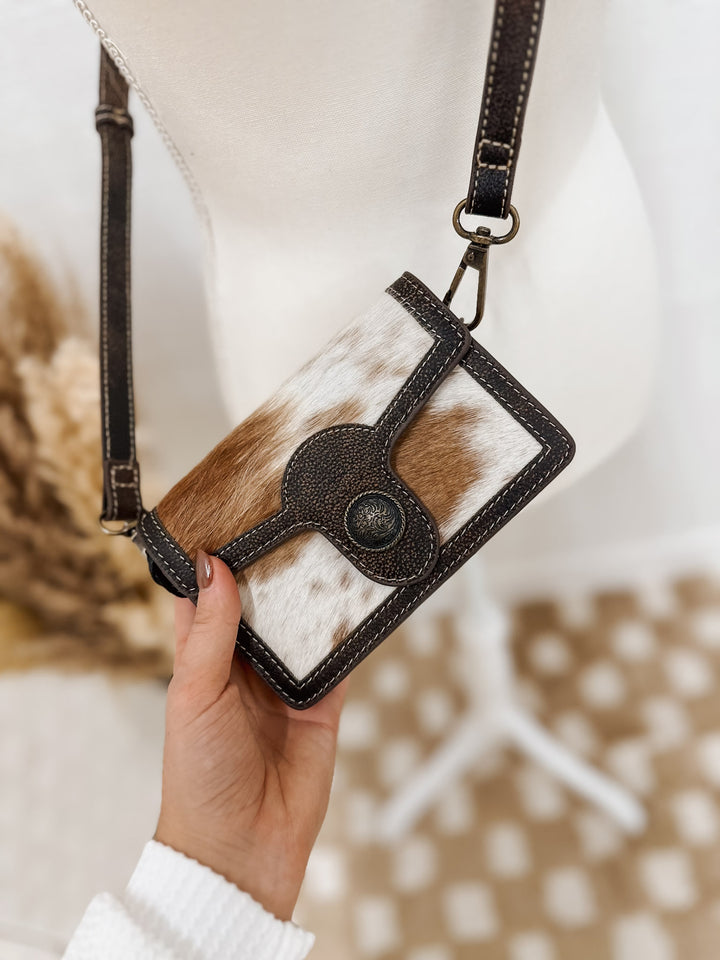 Round Up Wallet Clutch