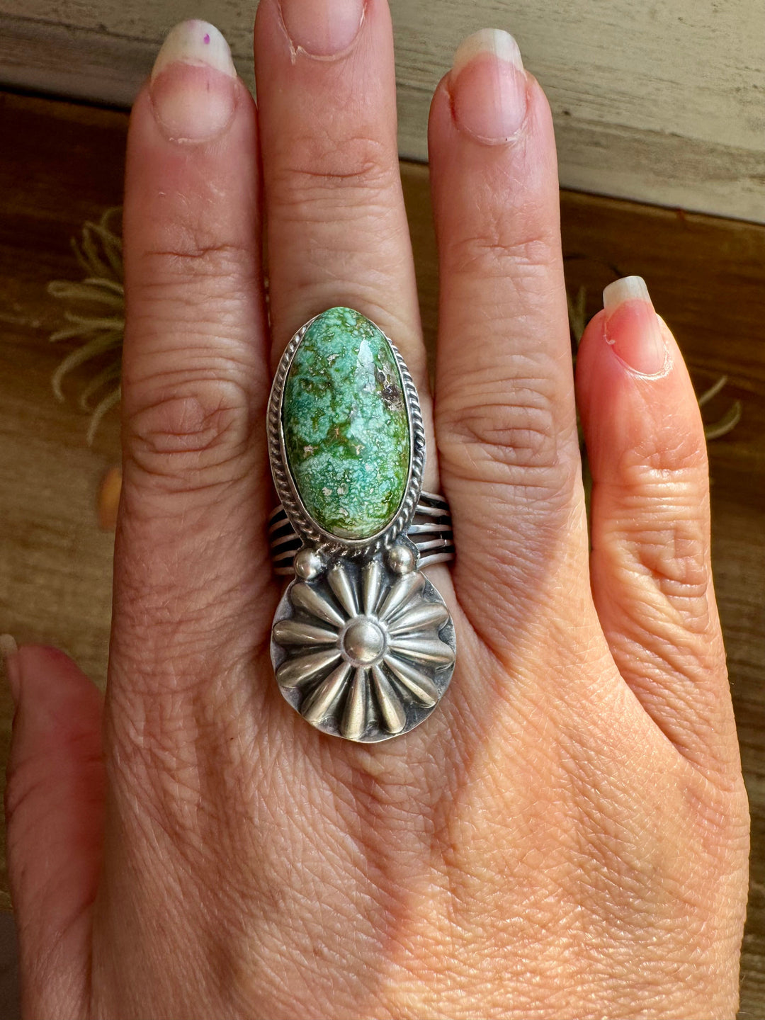 Green Turquoise Concho Ring – Size 9