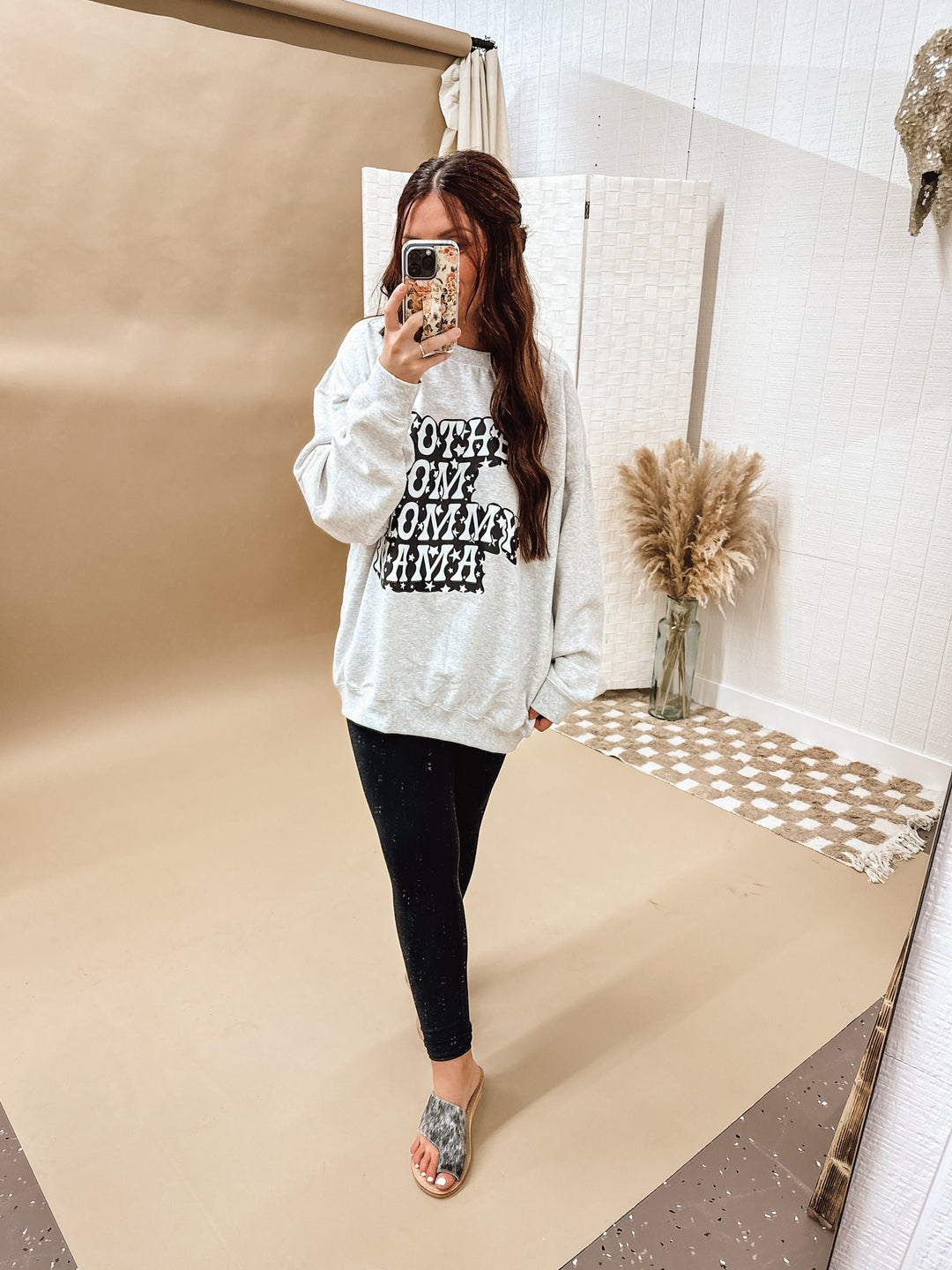 Mama Oversized Crewneck