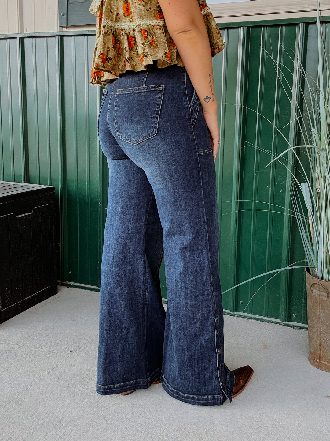 Saige: Tyler High Rise Trouser