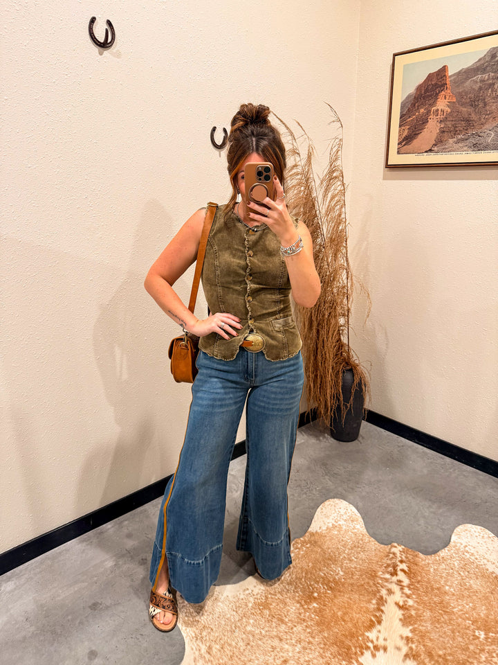 Corduroy Scallop Vest Top