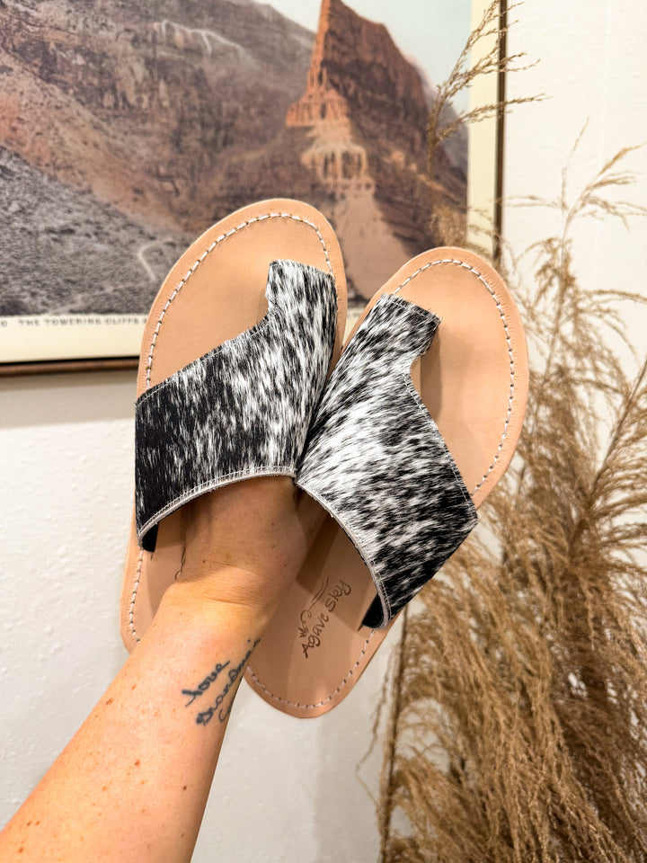 Agave Sky Cowhide Toe Sandal