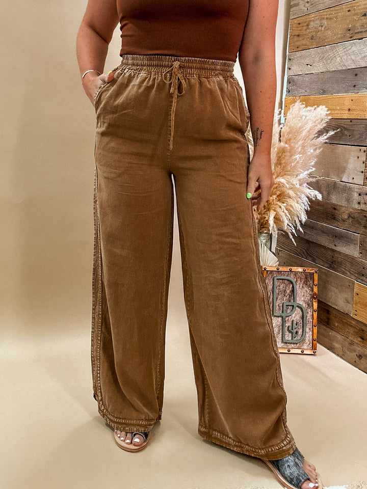 Twill Lounge Pant: Camel