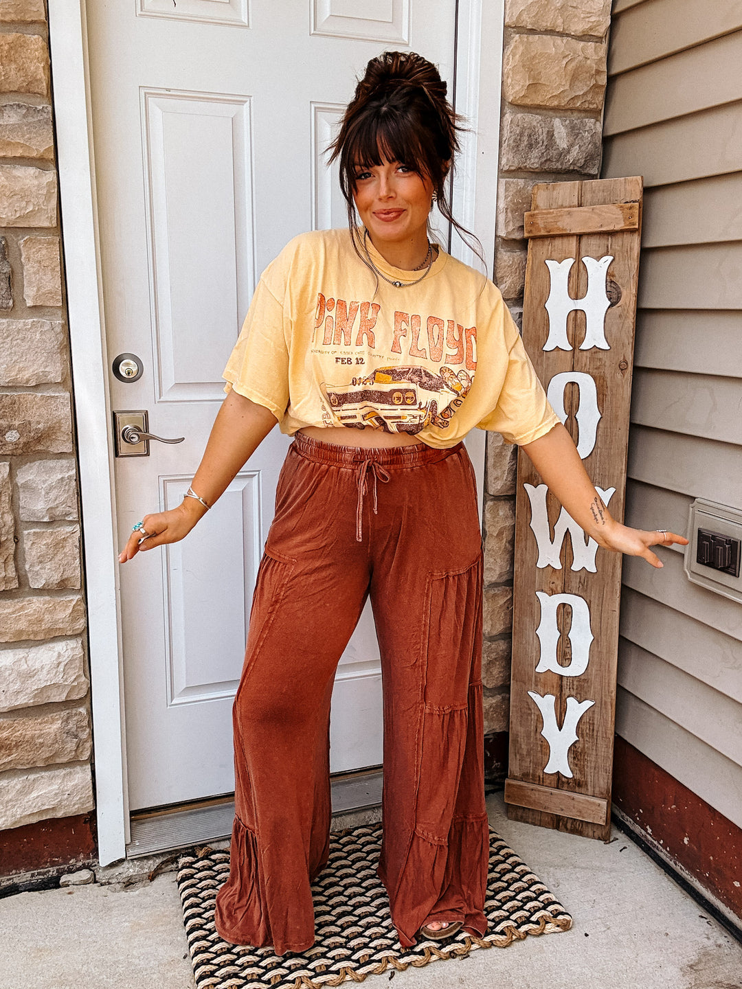 Pink Floyd Essex Gold Tee