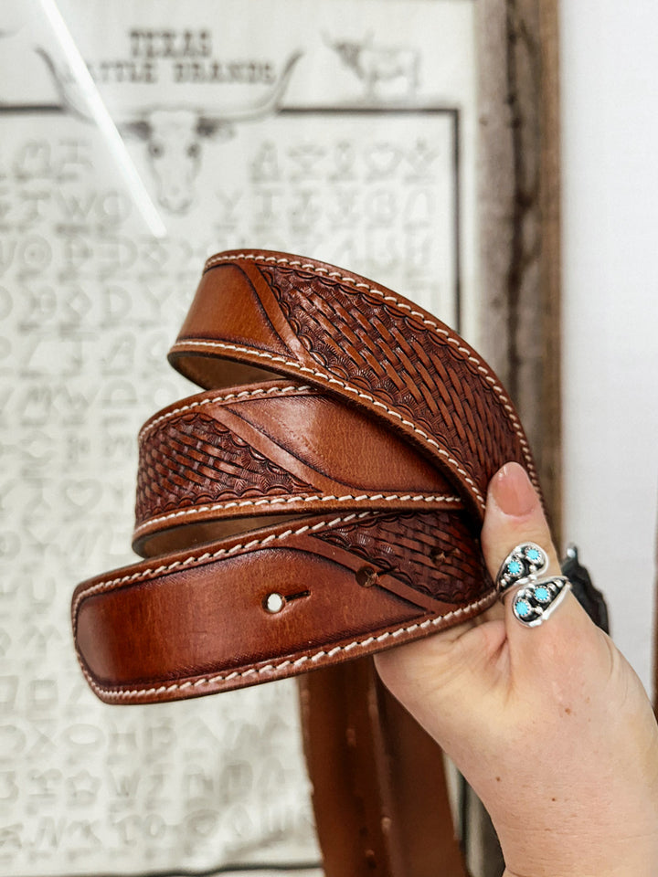 Bronc Buckle Leather Belt