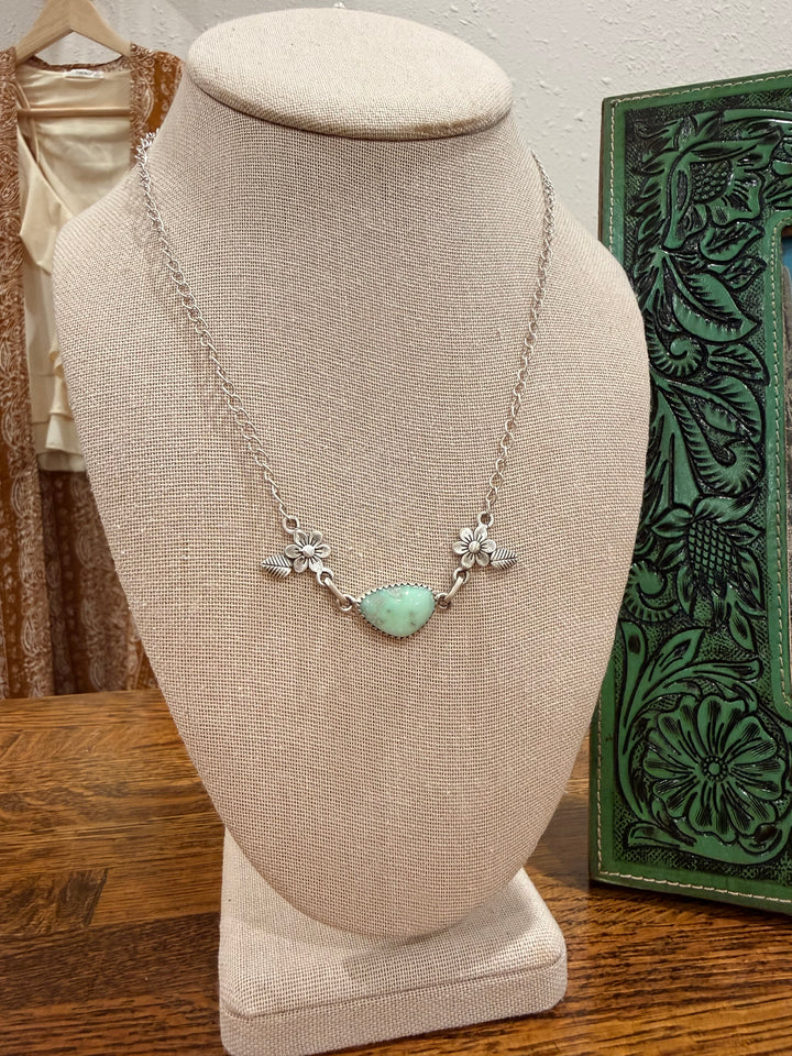 Gardens Turquoise Necklace