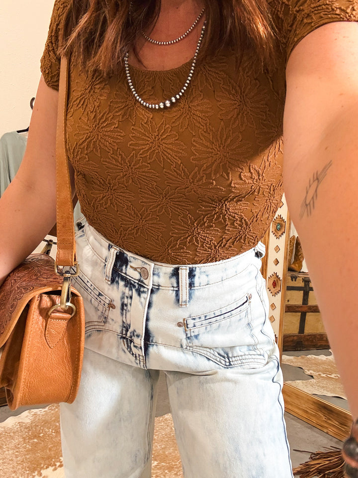 Floral Jacquard Seamless Top: Brown