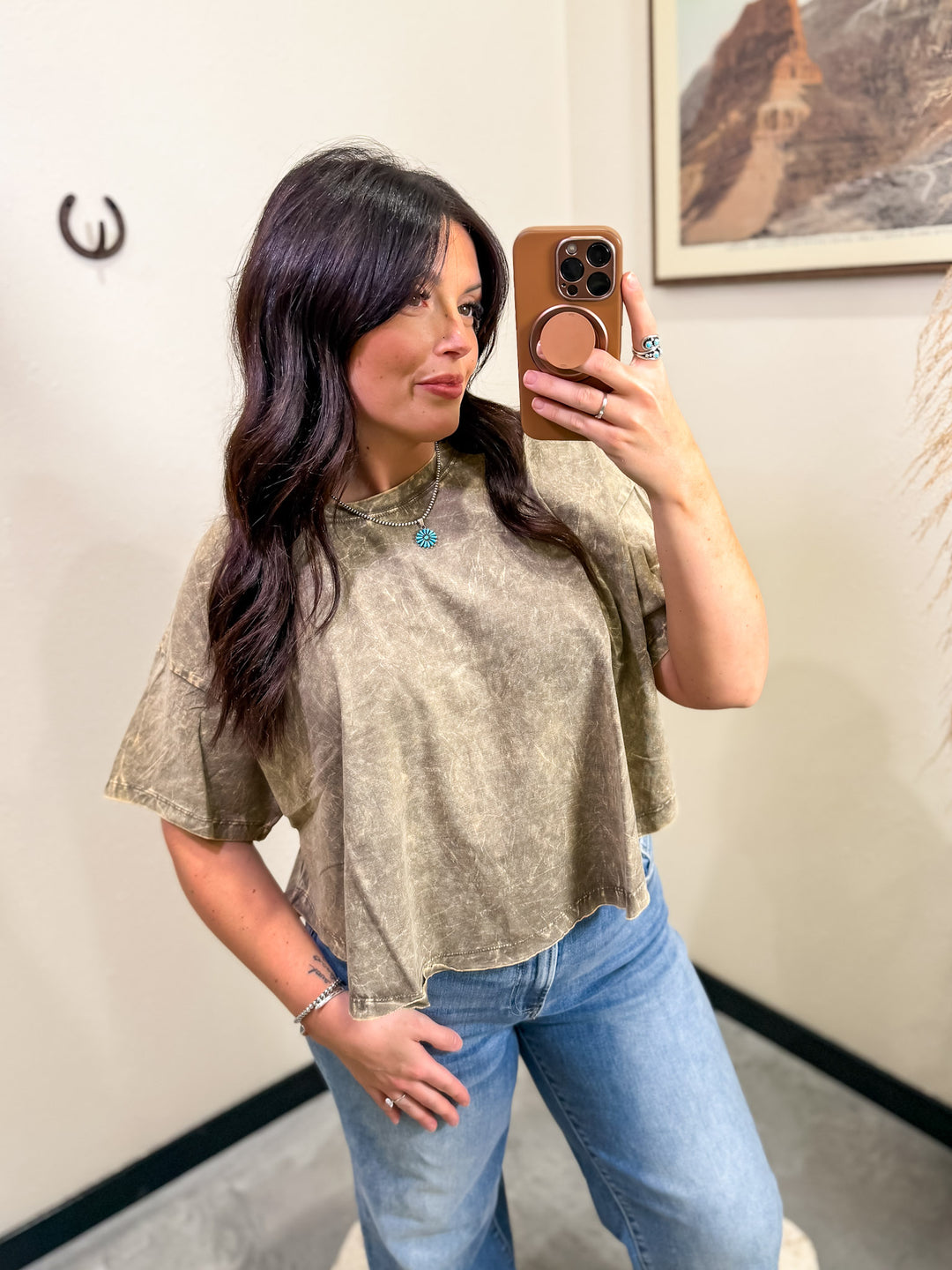 Core Mineral High- Low Tee: Mocha