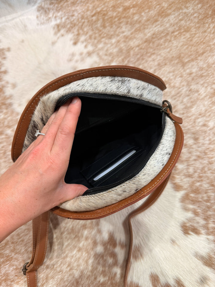 Trip Tooled Leather Canteen Bag