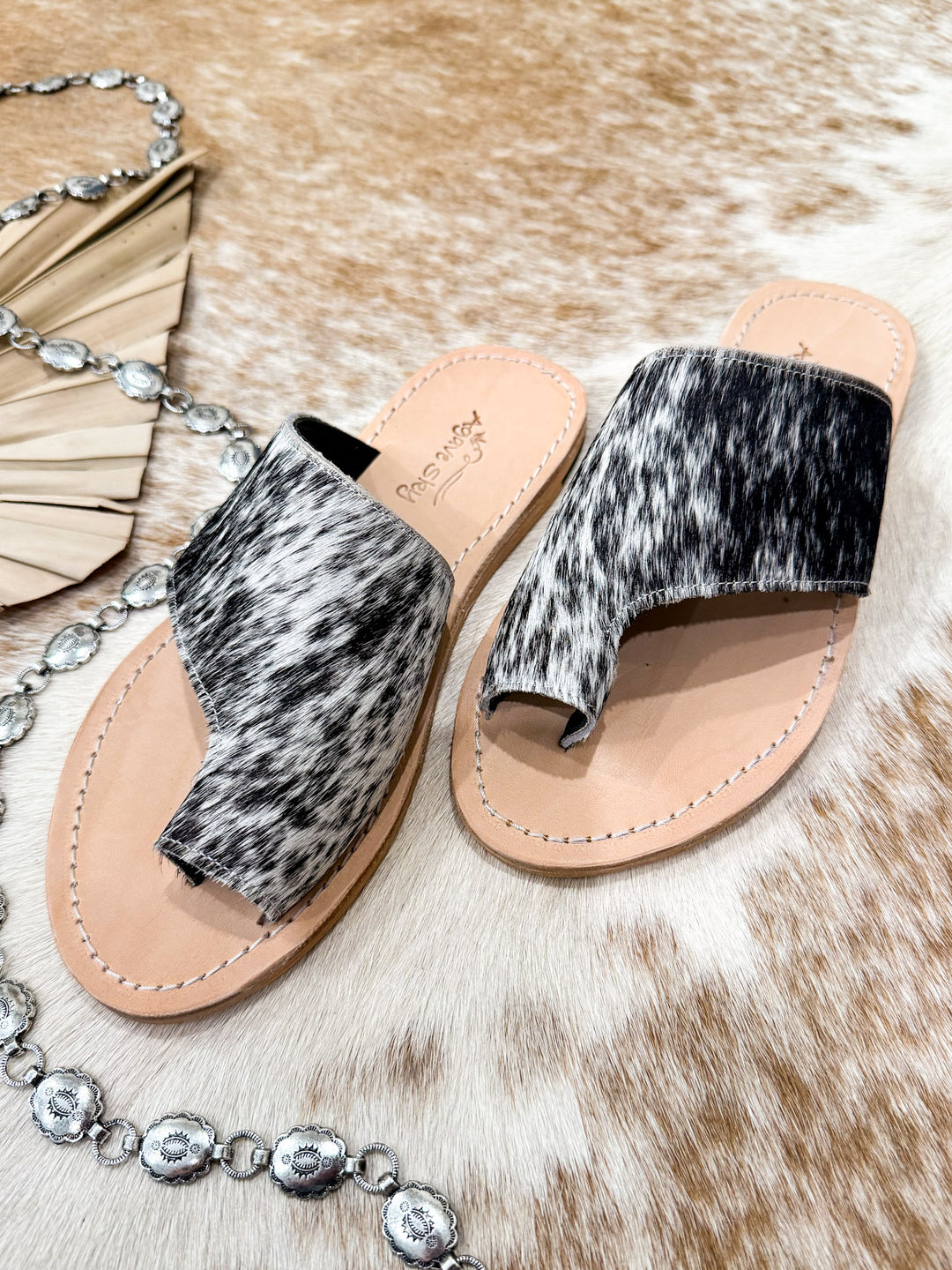 Agave Sky Cowhide Toe Sandal