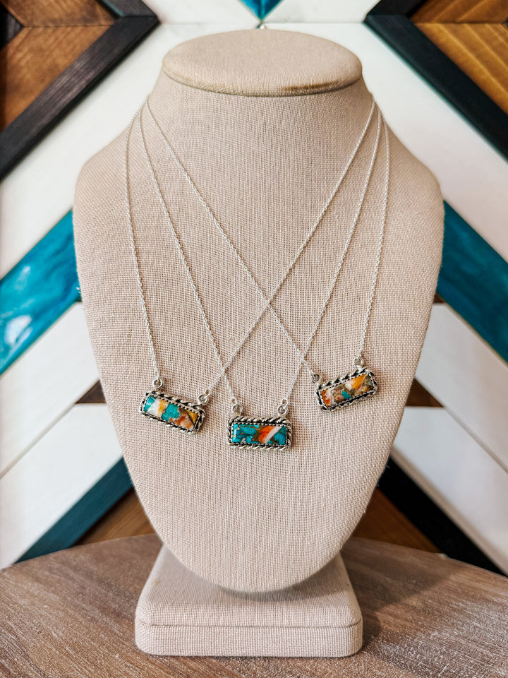 Rope Frame Spiny Oyster Bar Necklace