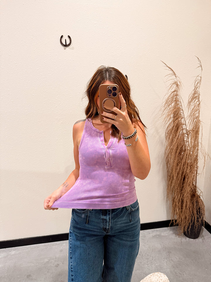 Core Button Tank: Be Violet