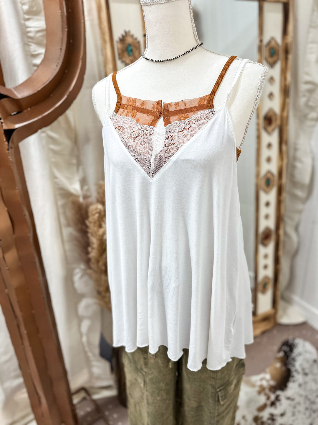 POL Lace Cami: Ivory