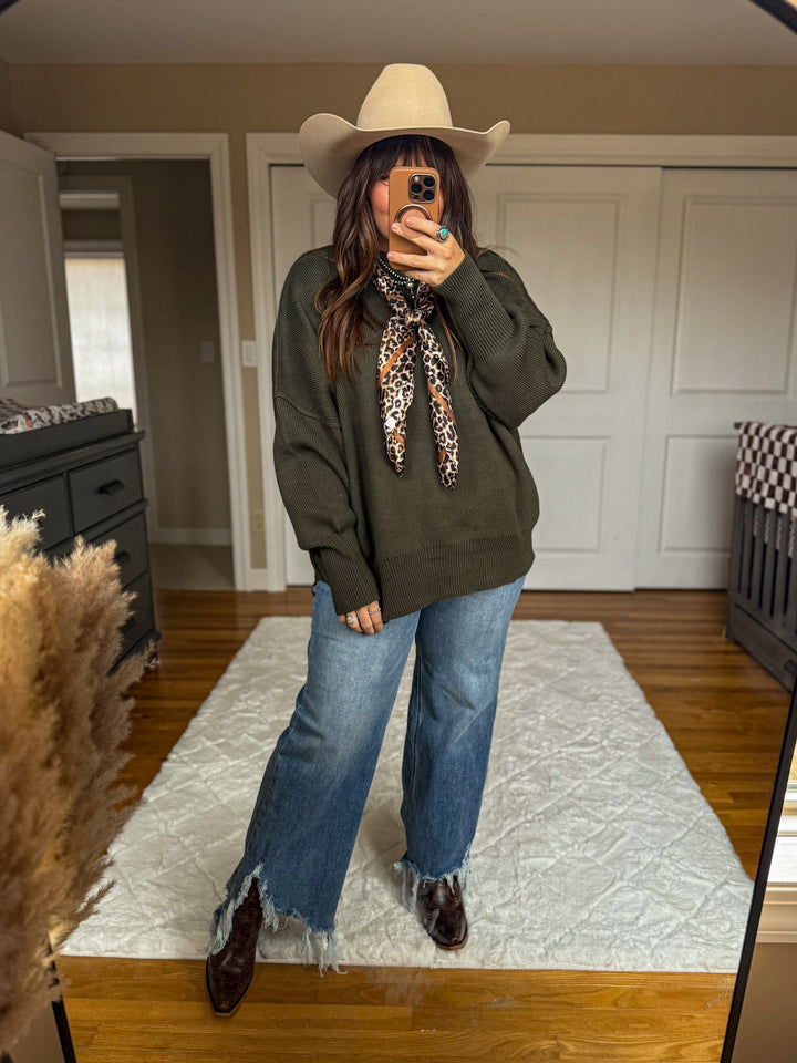 Desert Sweater: Dark Olive