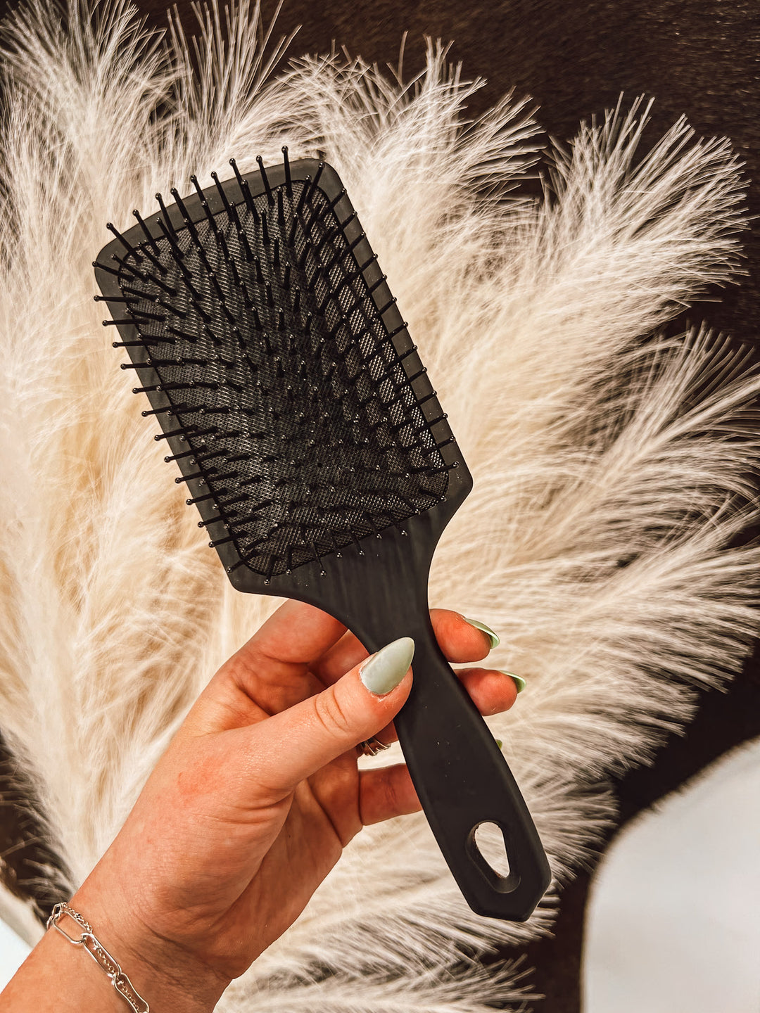 Look Good, Feel Good Brush