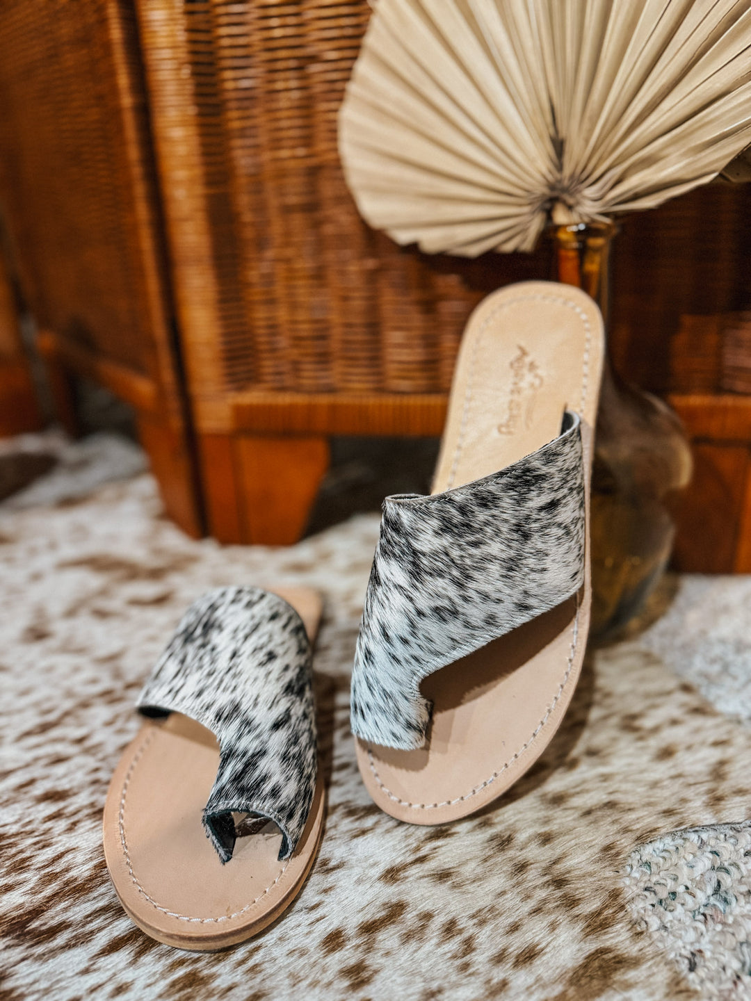 Agave Sky Cowhide Toe Sandal - Size 10