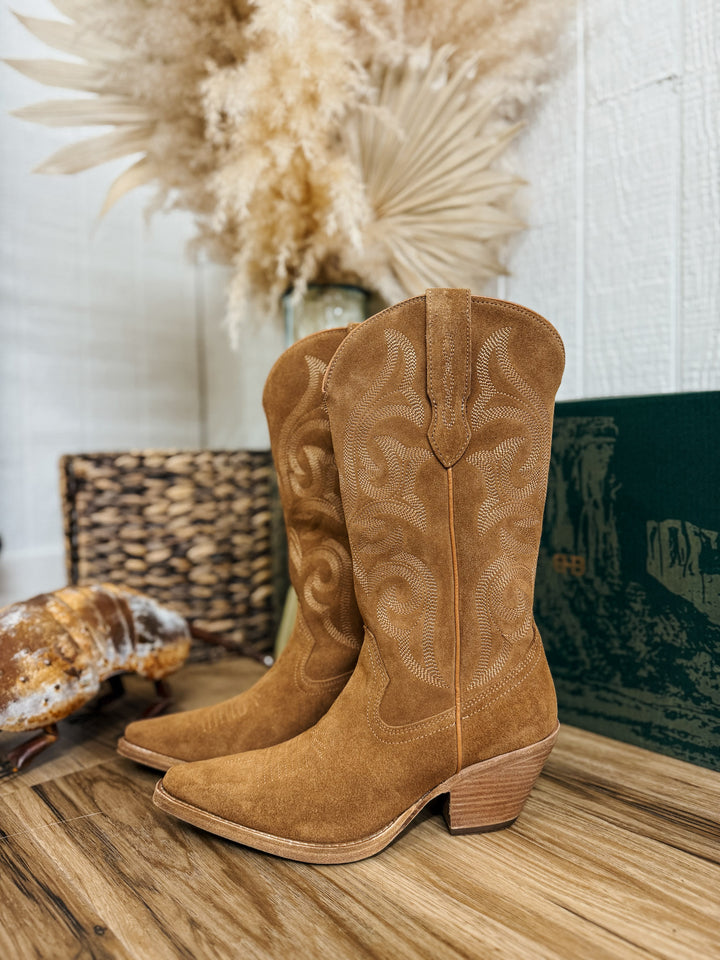 Buck & Brana Tessa Boot: Camel