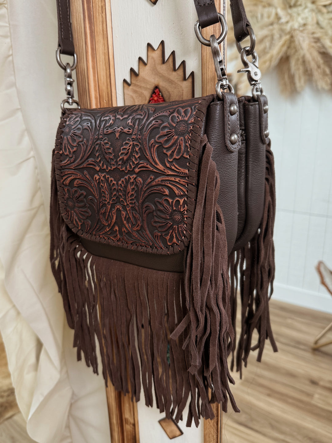 Nevada Tooled Crossbody Purse: Coffee