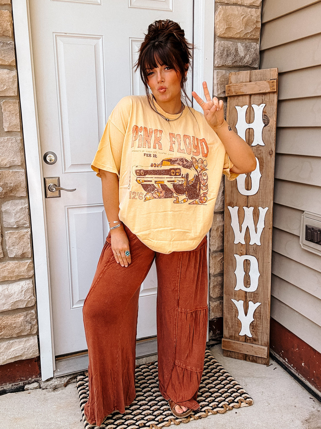 Pink Floyd Essex Gold Tee