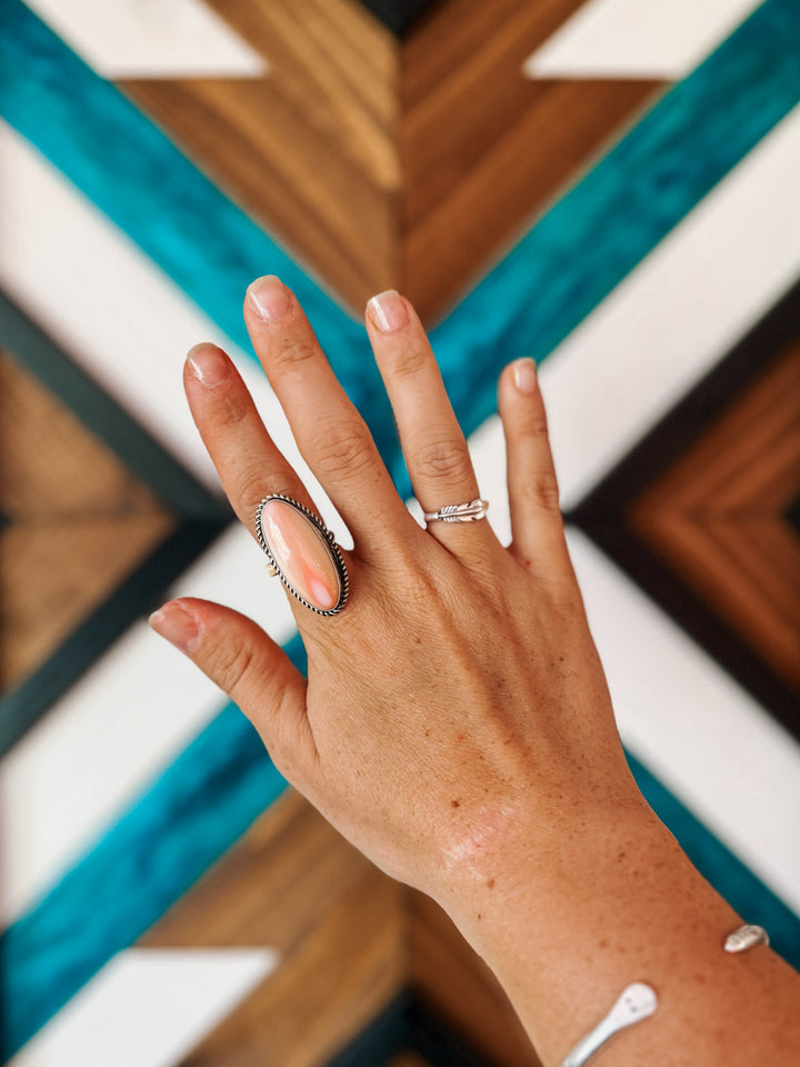 Pink Conch Adjustable Ring