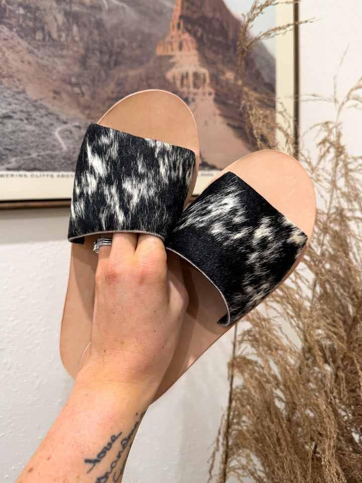 Agave Sky Cowhide Slide Sandal
