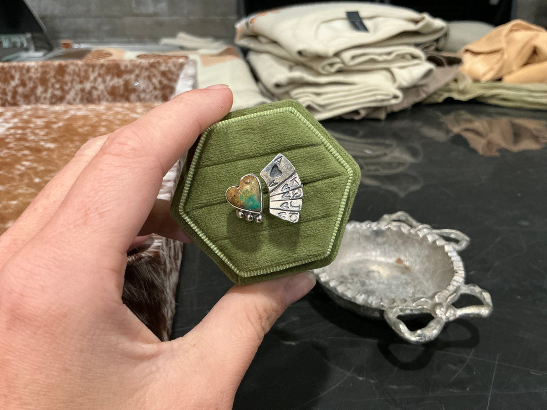 Hand of Hearts Ring - Adjustable