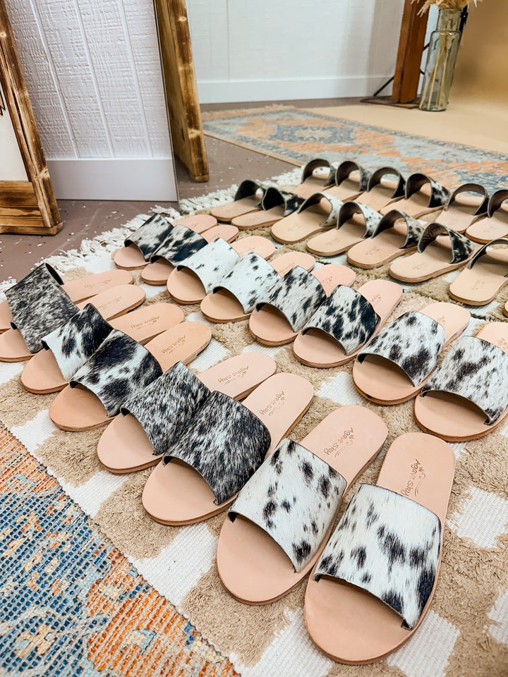 Agave Sky Cowhide Sandals: Salt & Pepper