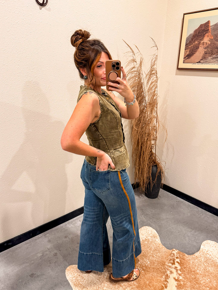 Corduroy Scallop Vest Top