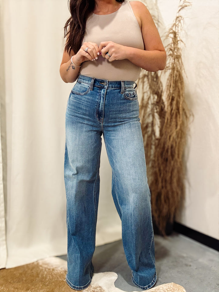 Cello: High Rise Cadillac Jean