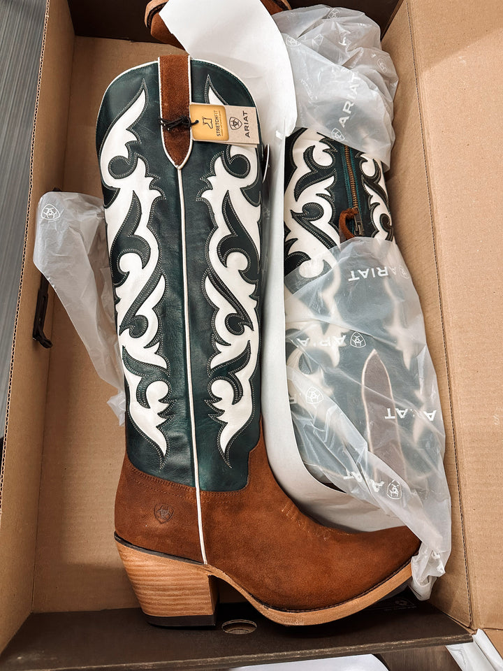 Ariat: Elvira StretchFit Western Boot