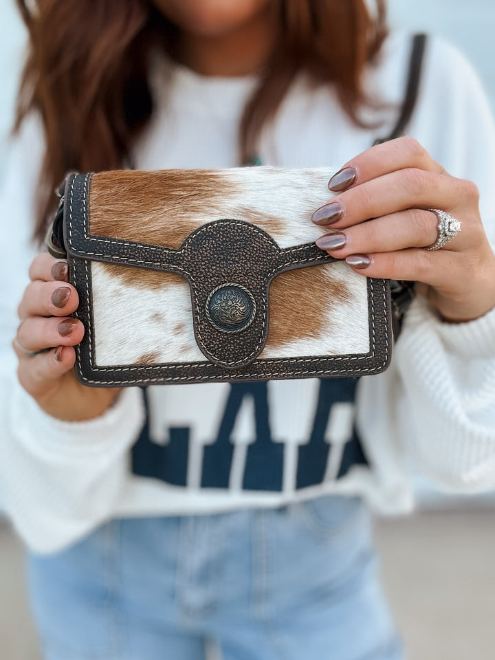 Round Up Wallet Clutch