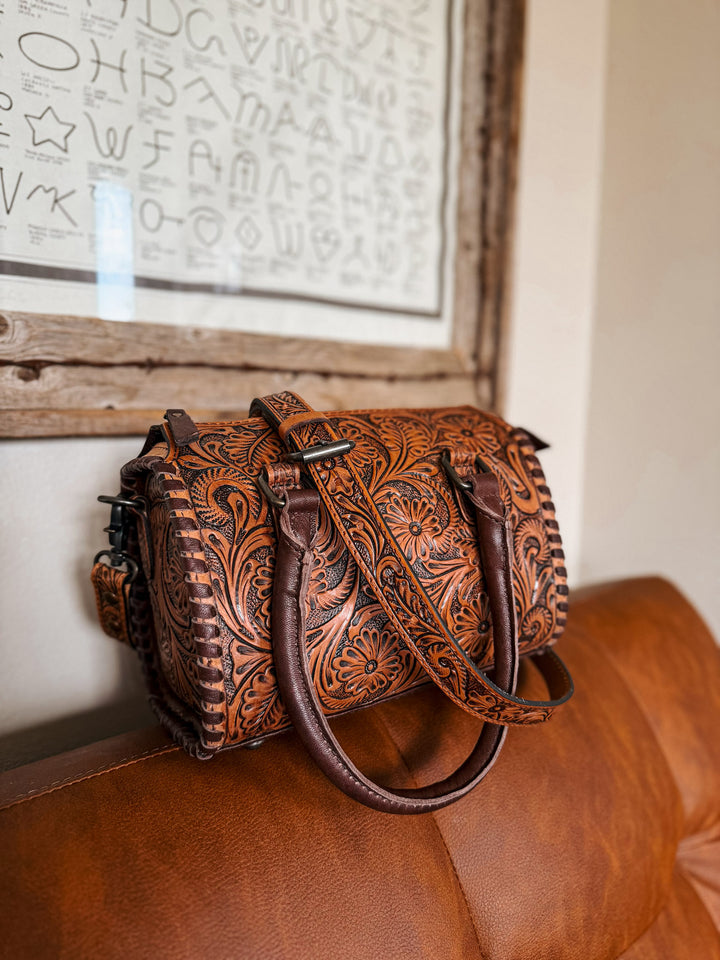 Midsize Clyde Speedy Purse