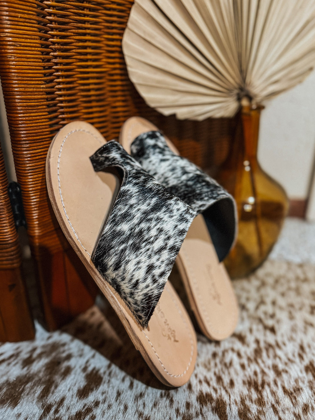 Agave Sky Cowhide Toe Sandal - Size 11
